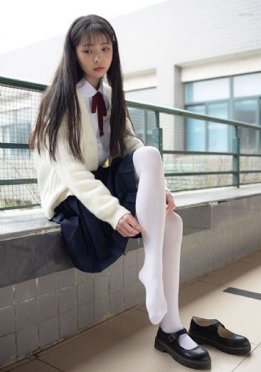 你比星光美丽在线观看
